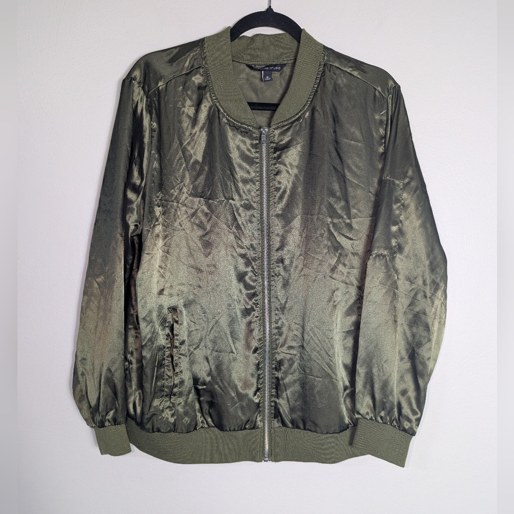 1X Signature Studio Green Satin Bomber Jacket